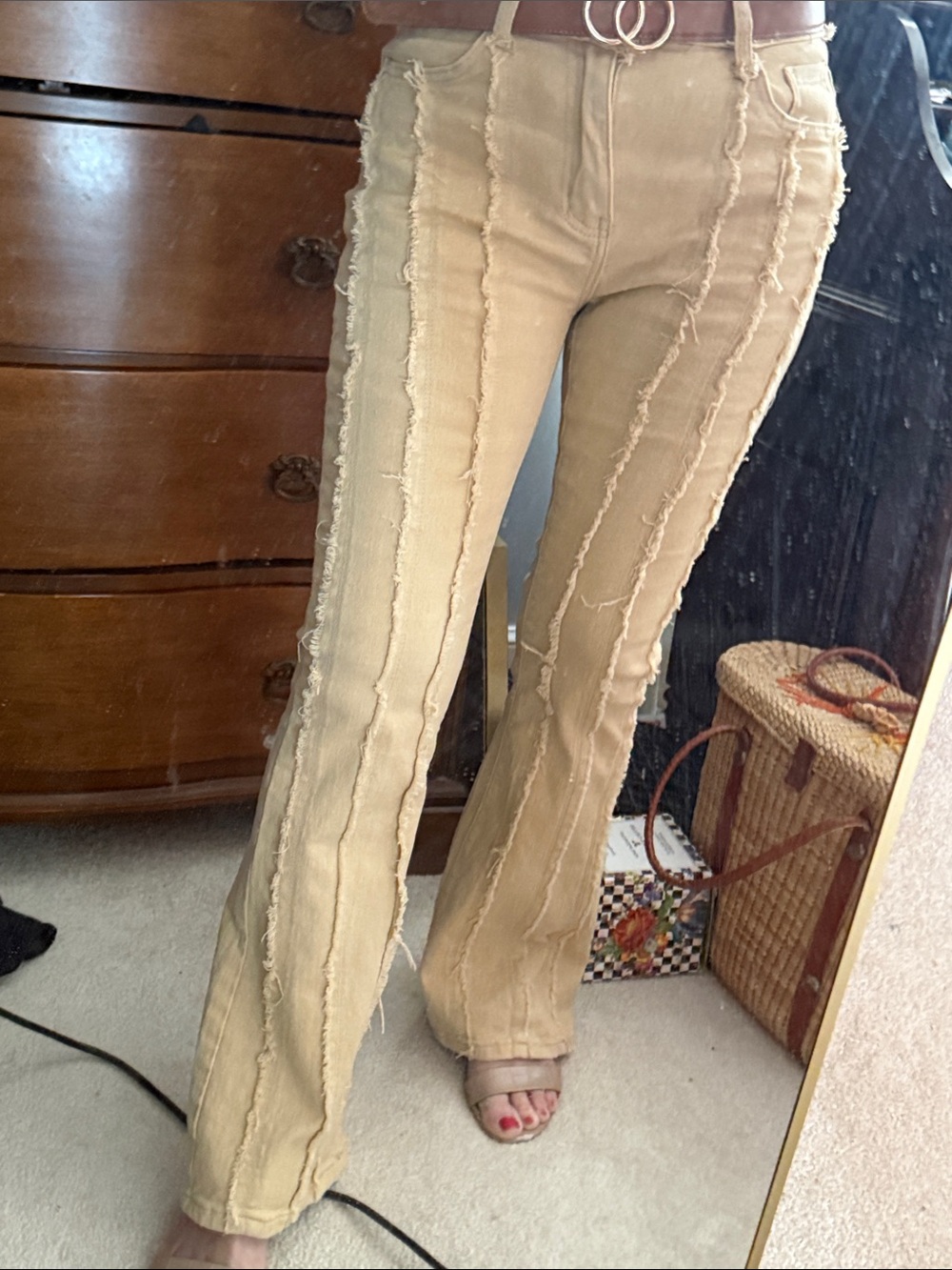 High-Rise Frayed Seam Wide-Leg Pants - Beige